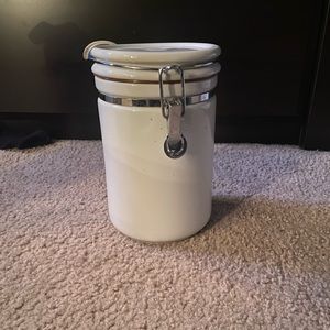 Medium size white canister